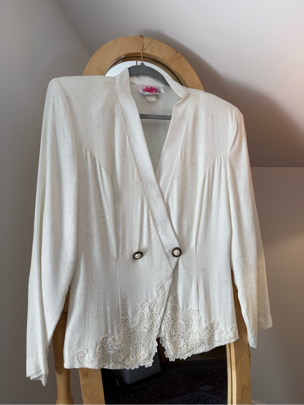 Irresistible by Sue En Vintage 80s White Lace Blazer Bridal Jacket